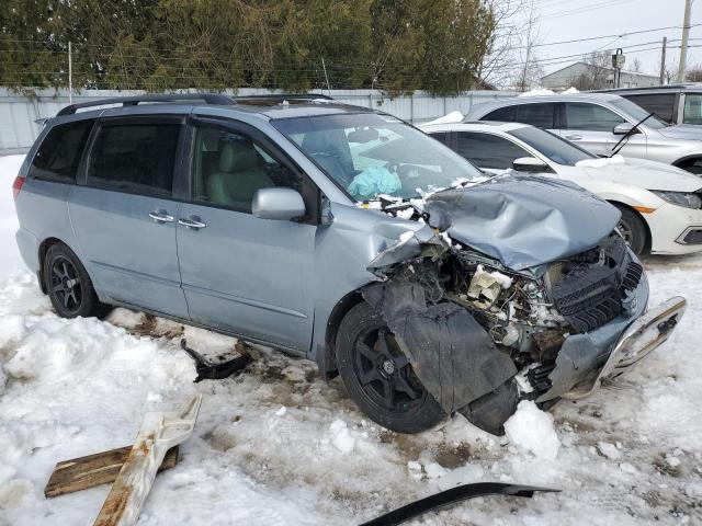 2004 TOYOTA SIENNA XLE