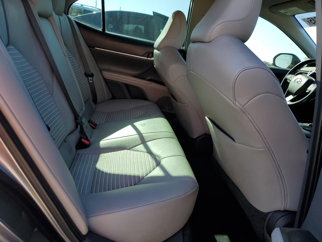 2021 Toyota Camry - Image 10