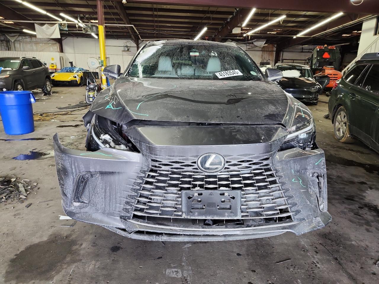 2023 Lexus RX - Image 5