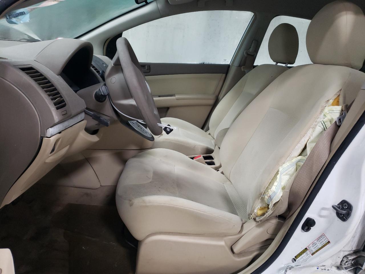 2011 Nissan Sentra - Image 7