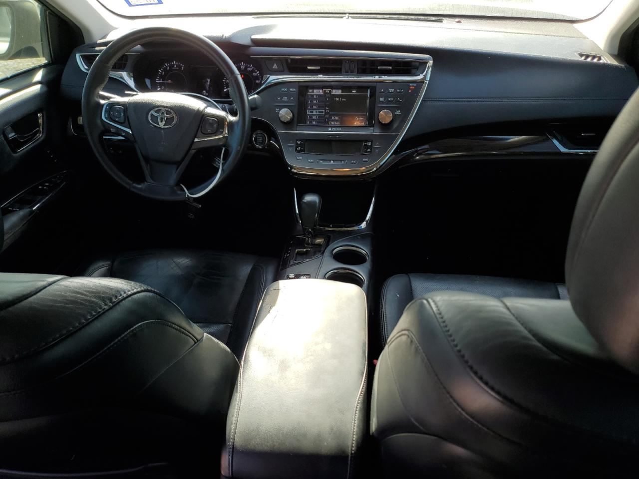 2013 Toyota Avalon - Image 8