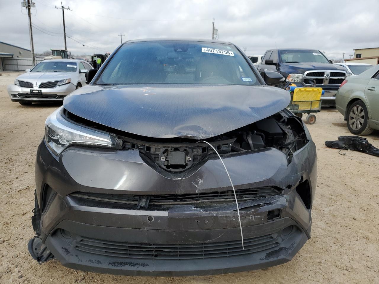 JTNKHMBXXK1049220 TOYOTA C-HR 2019