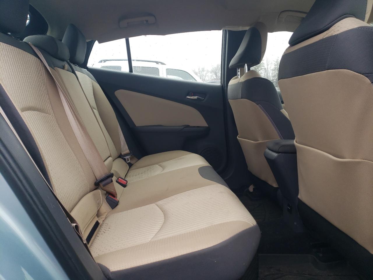 2018 Toyota Prius - Image 10