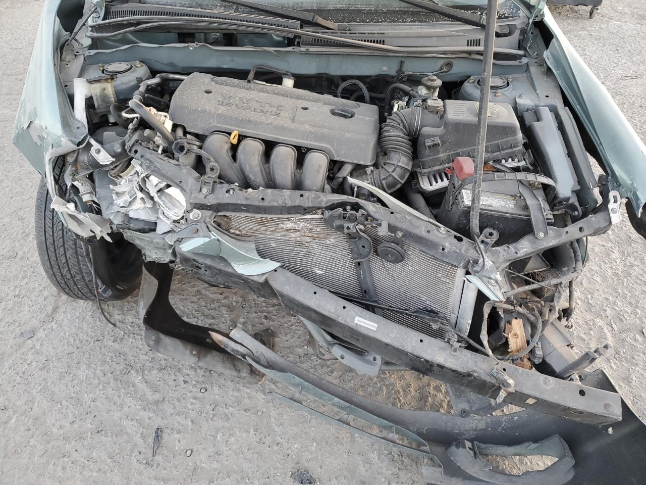 2005 Toyota Corolla - Image 13