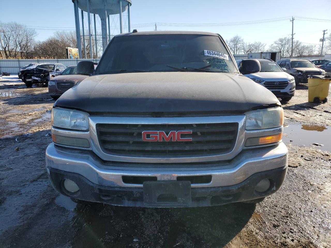 2004 GMC Sierra - Image 5
