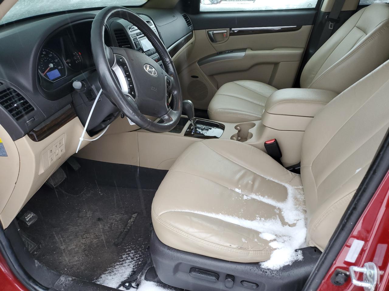 2011 Hyundai Santa Fe - Image 7