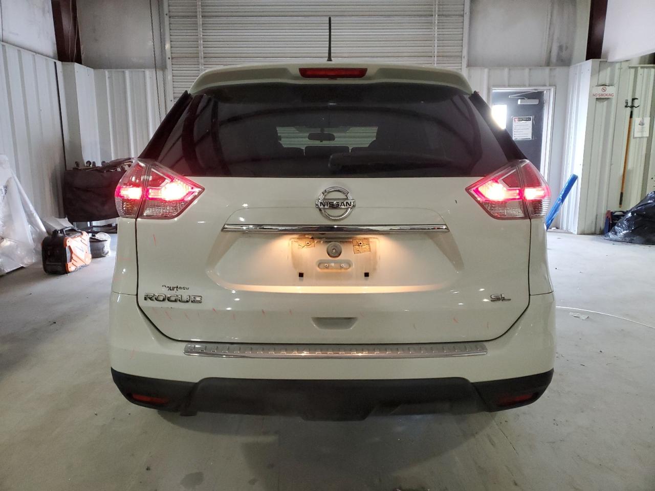 2015 Nissan Rogue - Image 6