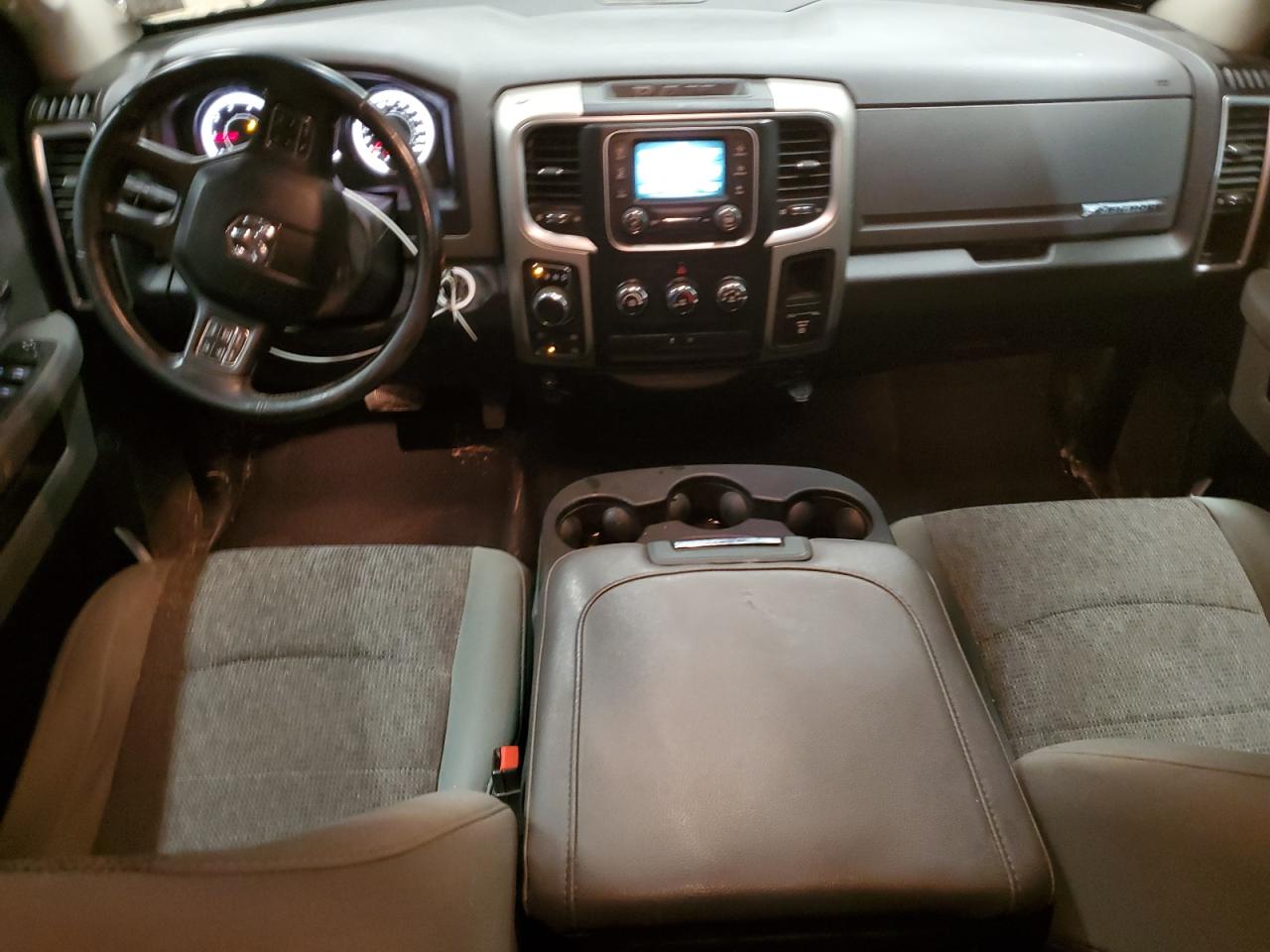 2016 RAM 1500 - Image 8