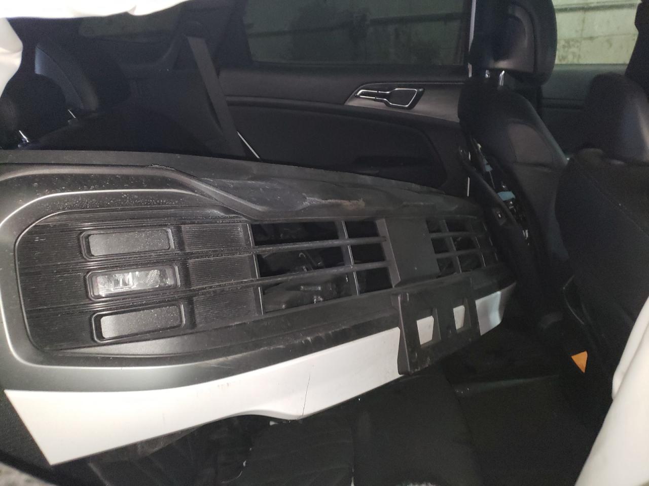 2023 Kia Sportage - Image 11