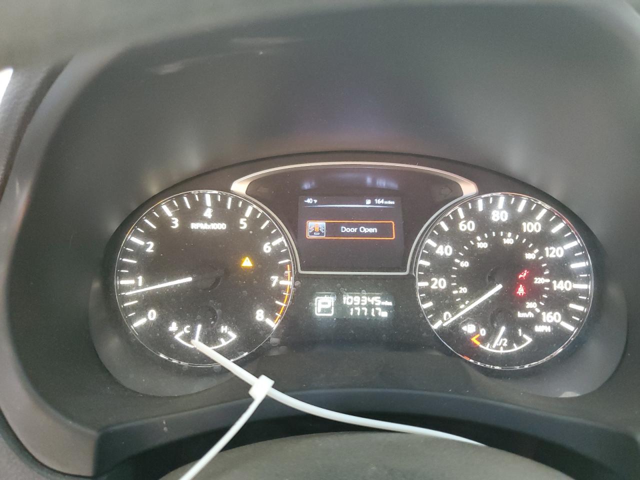 2015 Nissan Altima - Image 9
