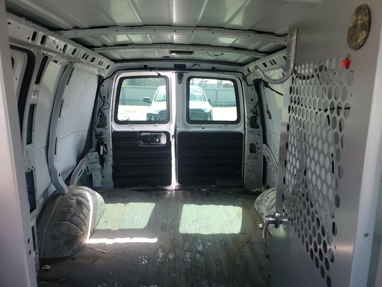 2007 GMC Savana G3500 VIN: 1GTHG35U071253822 Lot: 43987055
