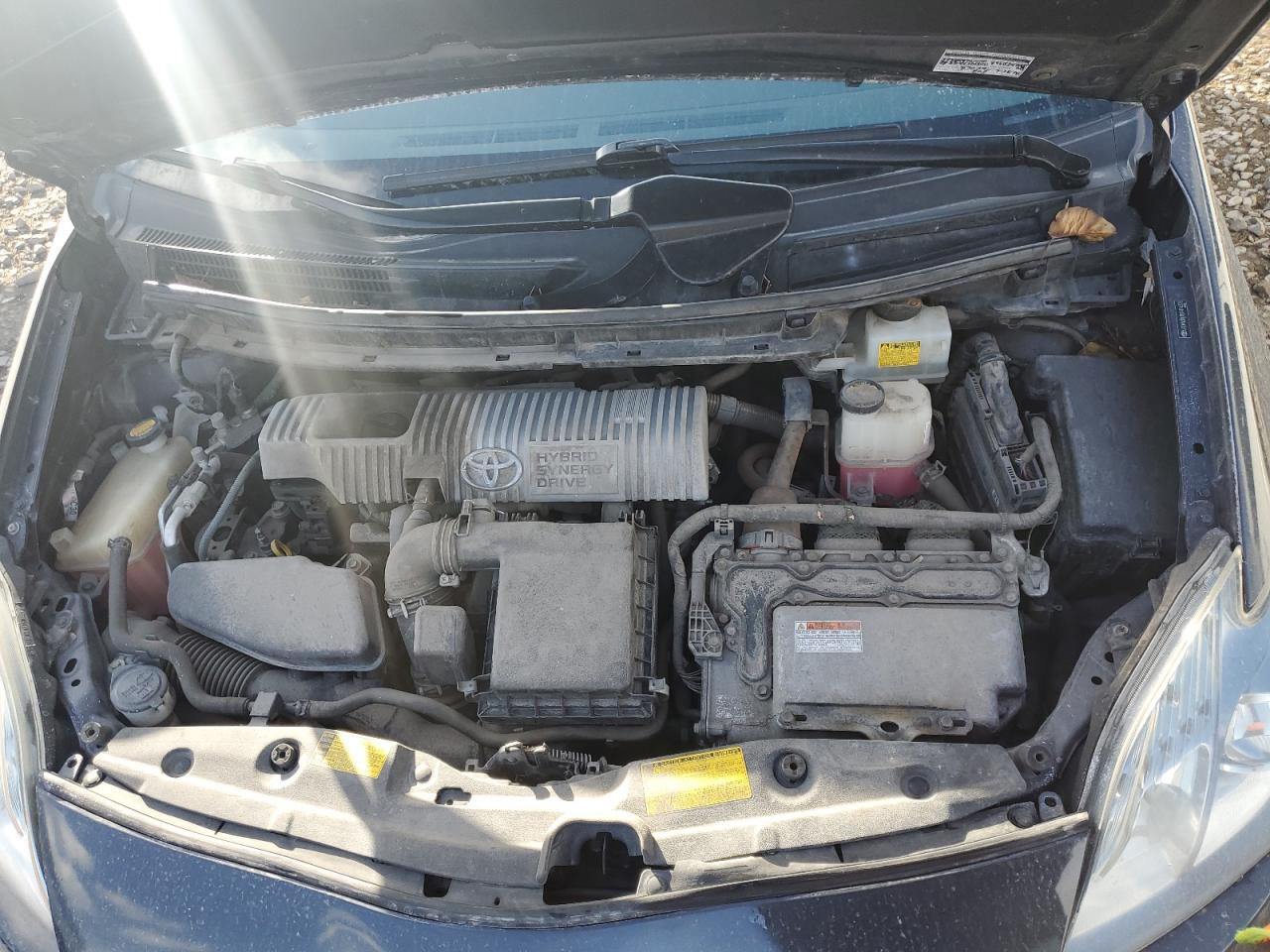 2011 Toyota Prius - Image 13