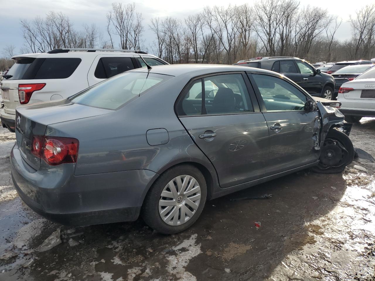 2010 Volkswagen Jetta - Image 3