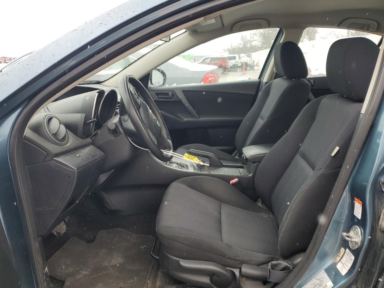 2011 Mazda 3 - Image 7