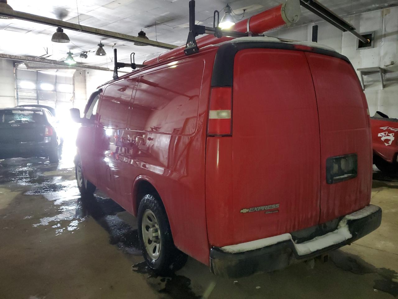 2014 Chevrolet Express - Image 2