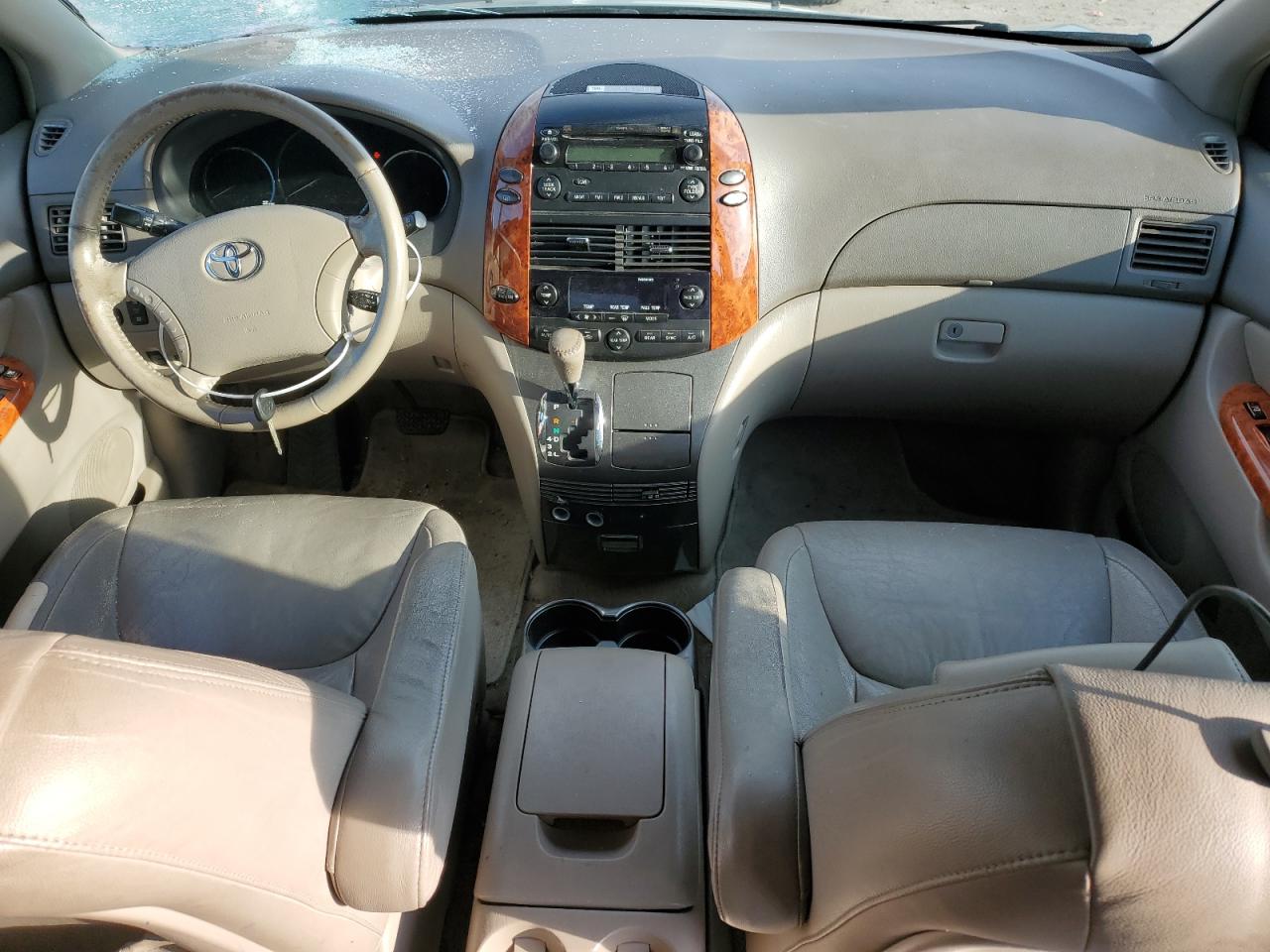 2007 Toyota Sienna - Image 8