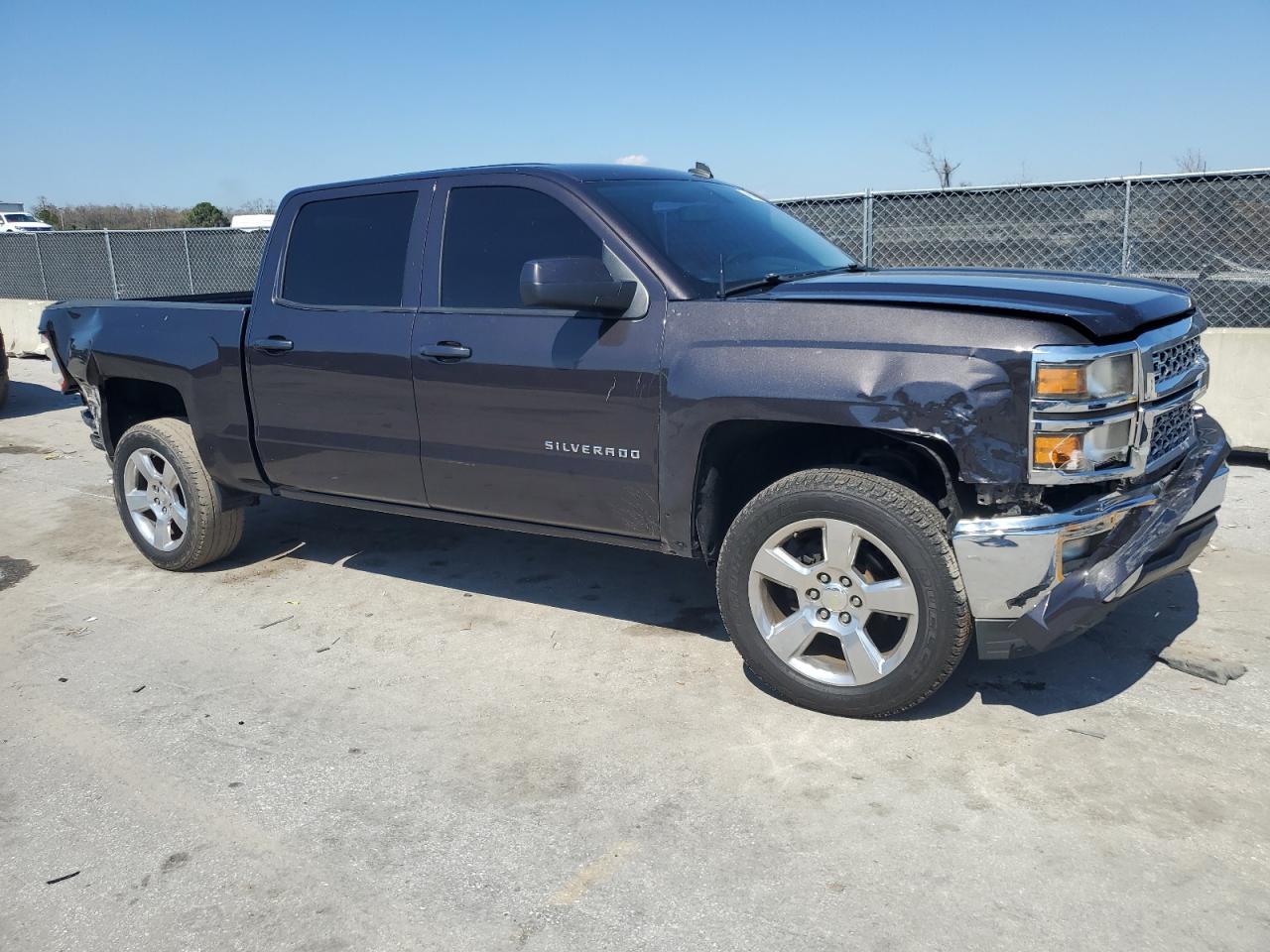 2014 Chevrolet Silverado - Image 4
