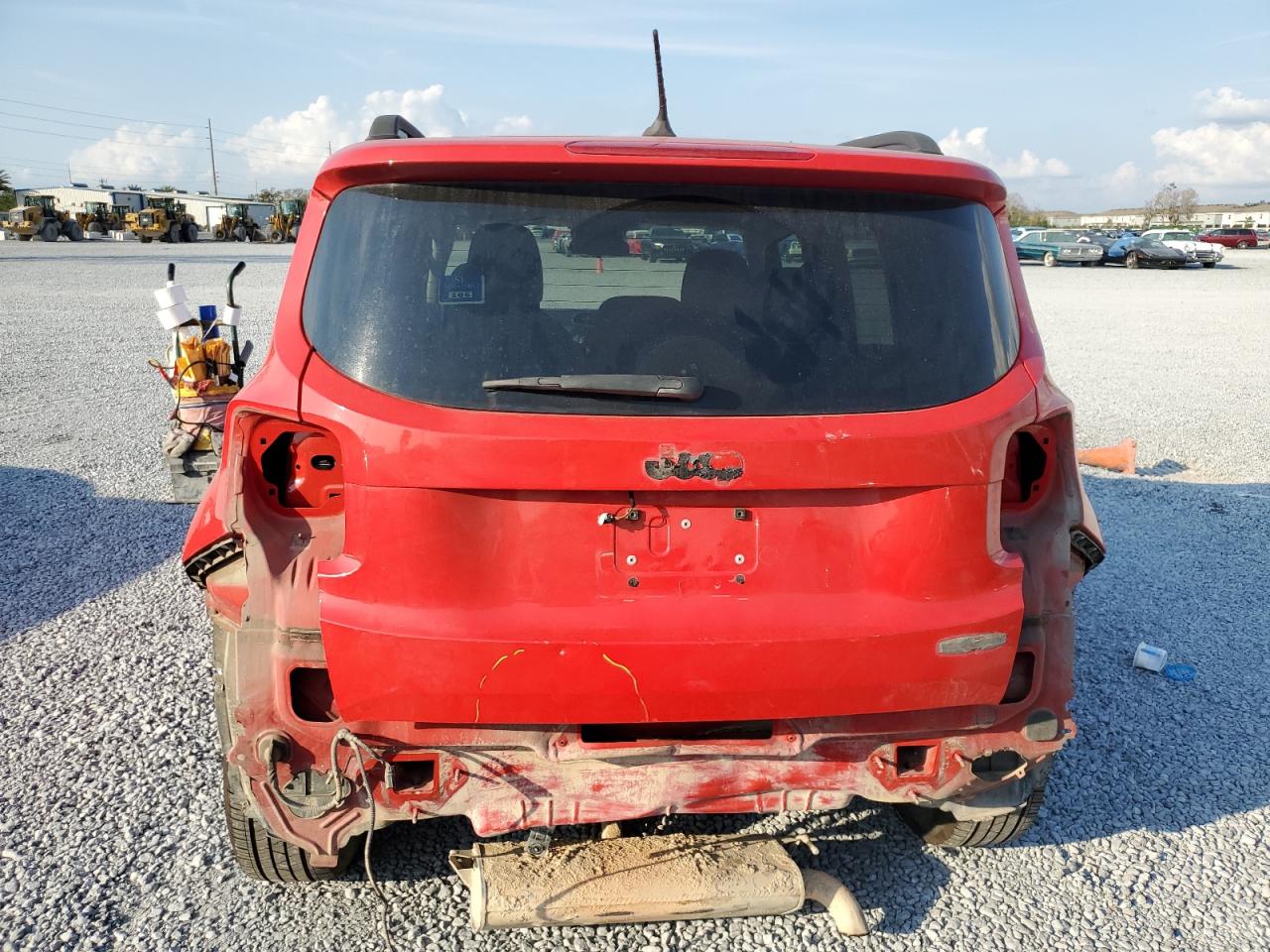 2017 Jeep Renegade - Image 6