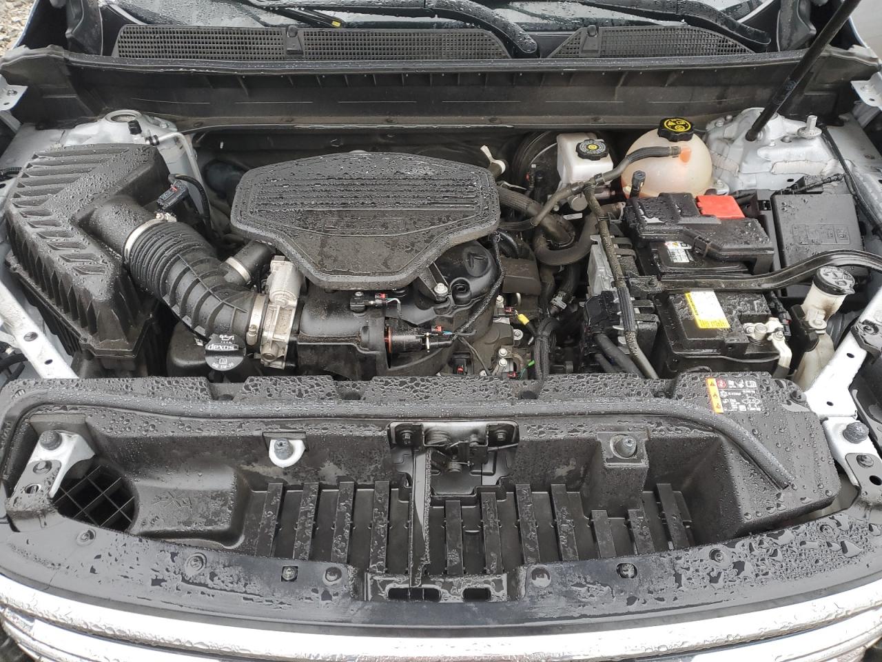 2021 GMC Acadia - Image 12