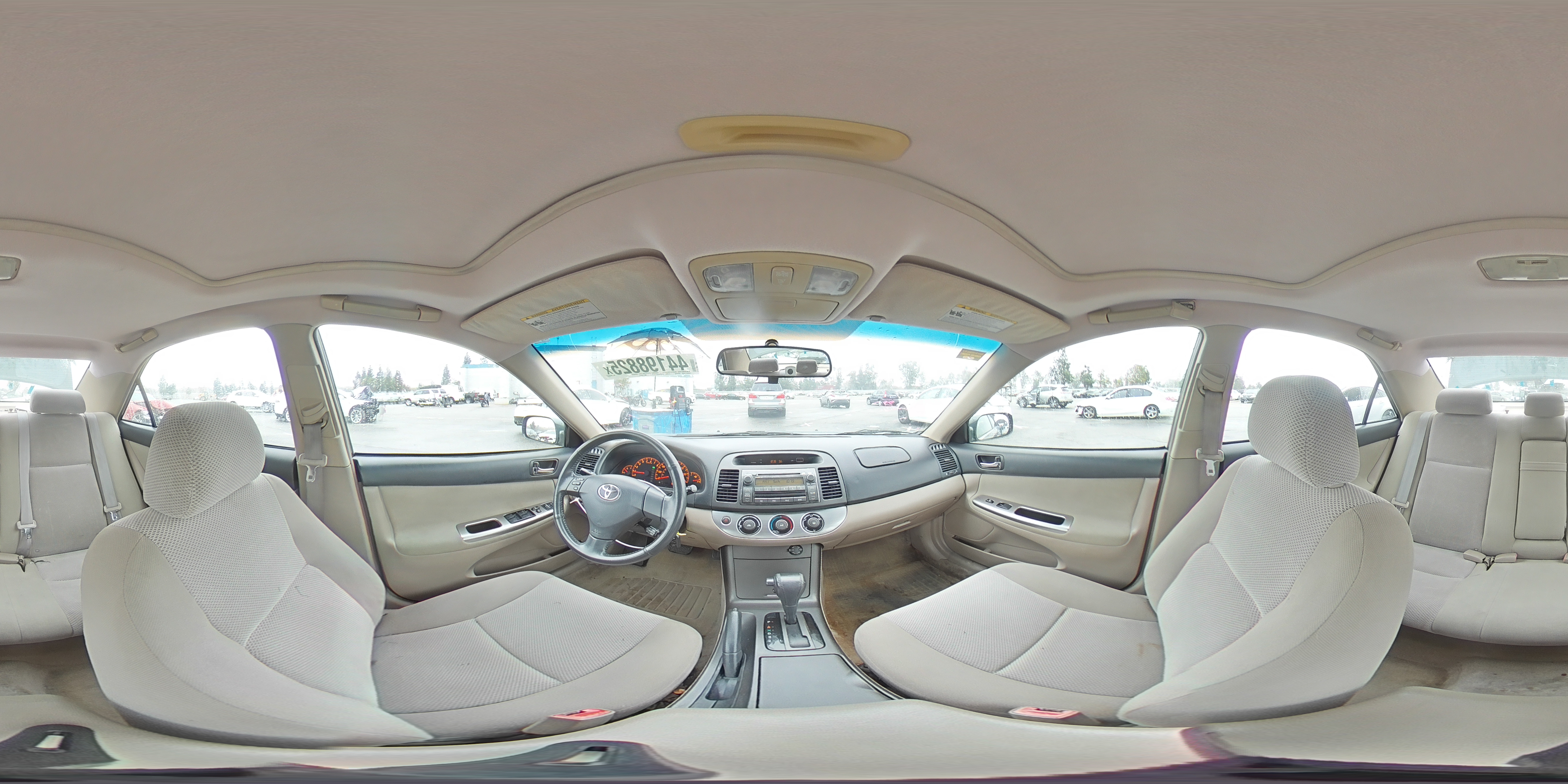 2005 Toyota Camry - Image 13