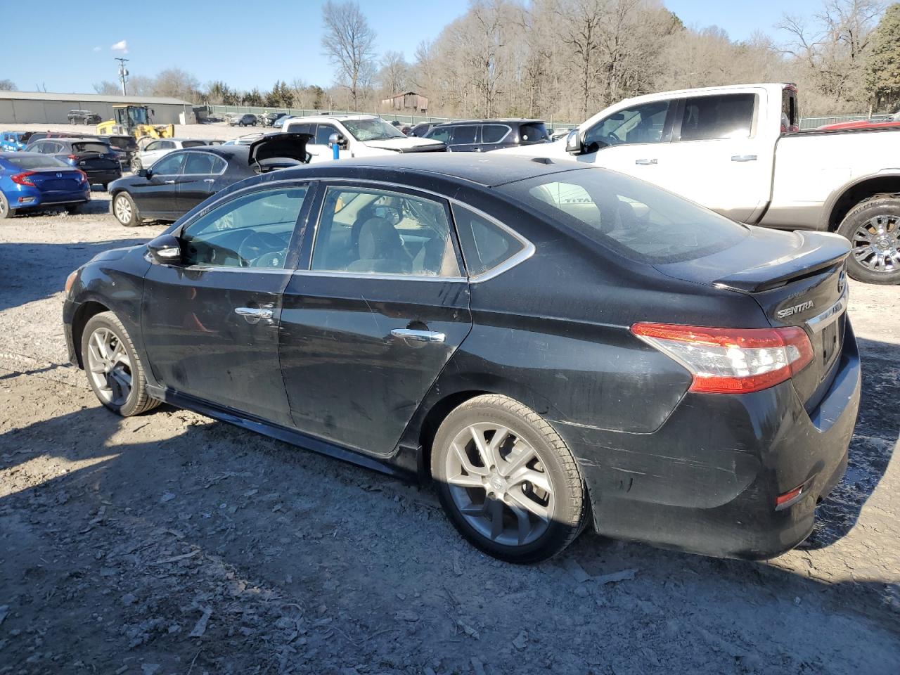 2015 Nissan Sentra - Image 2