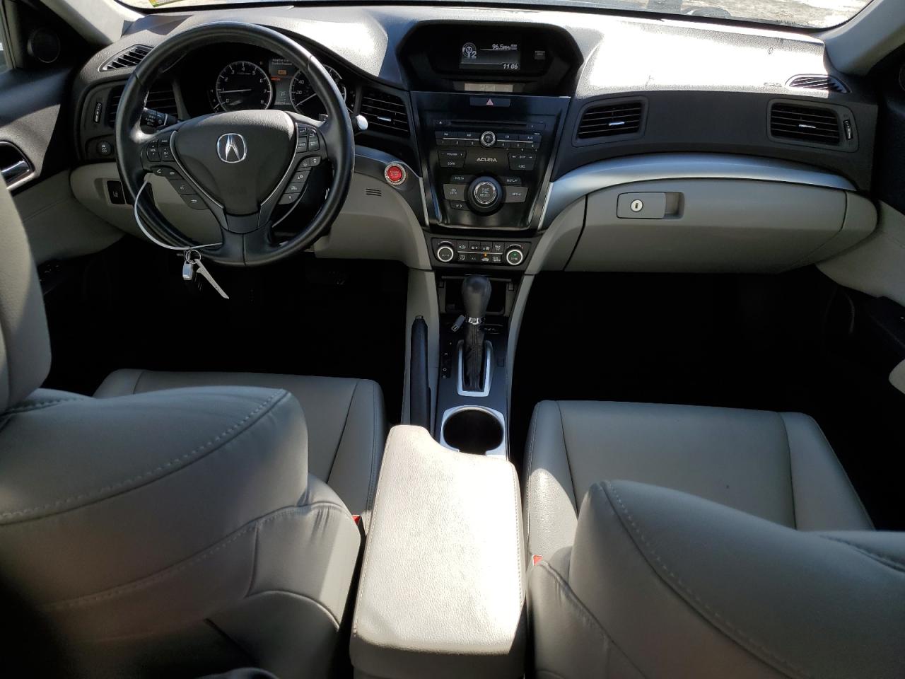 2017 Acura ILX - Image 8