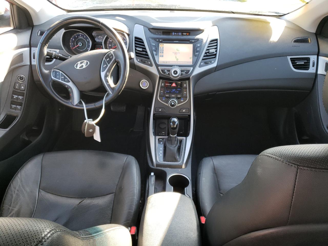 2016 Hyundai Elantra - Image 8