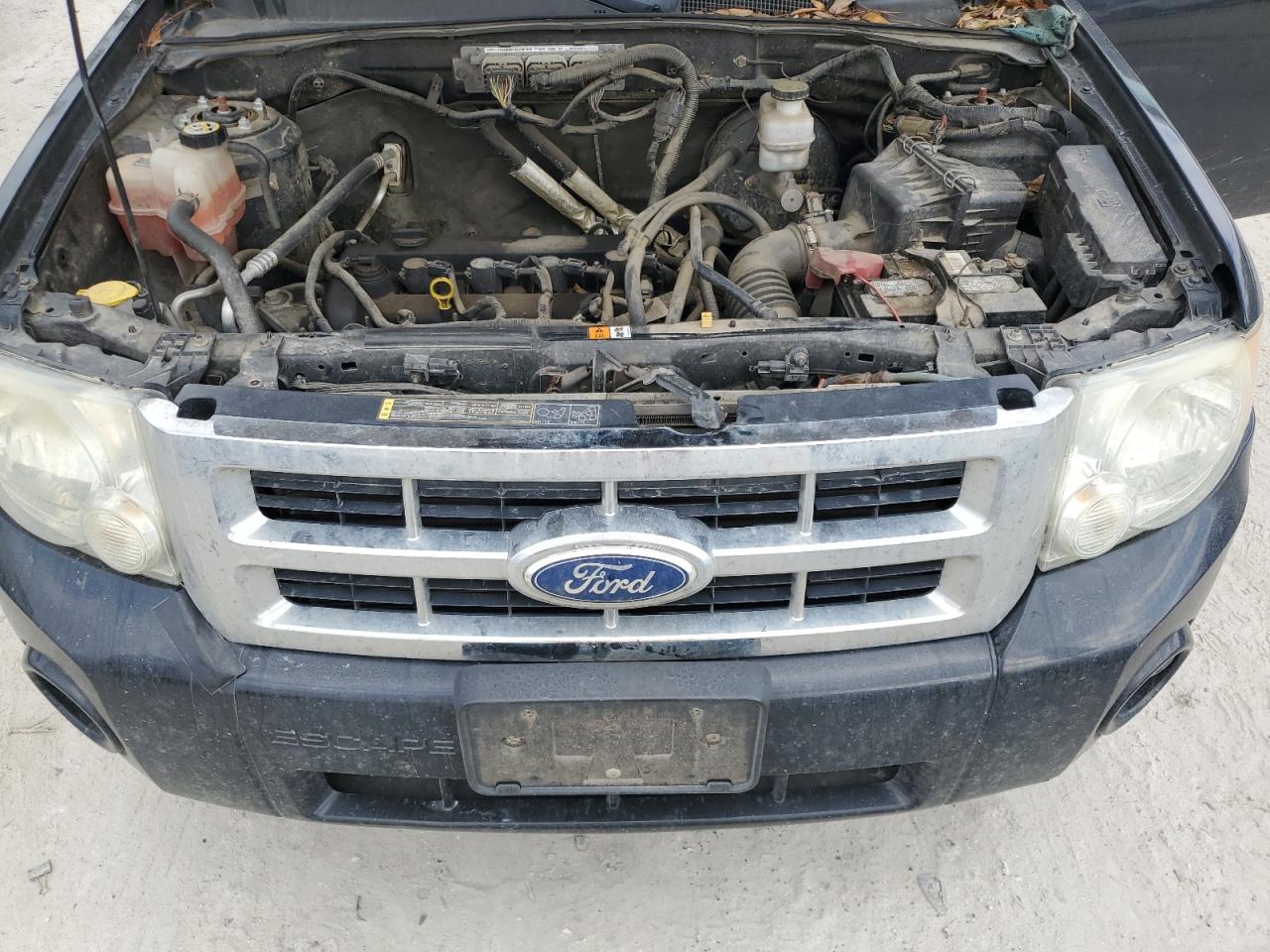 2011 Ford Escape - Image 11