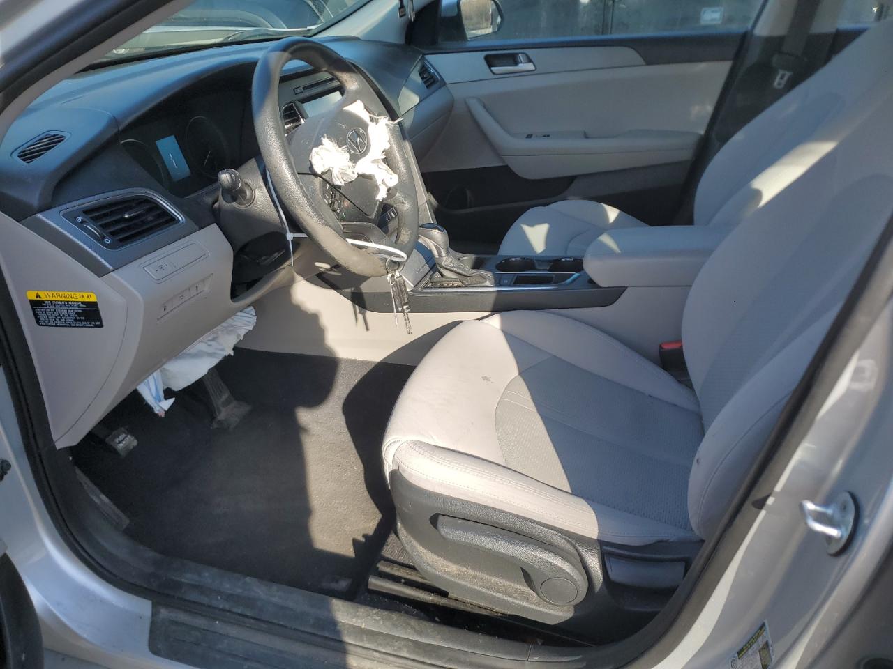 2016 Hyundai Sonata - Image 7