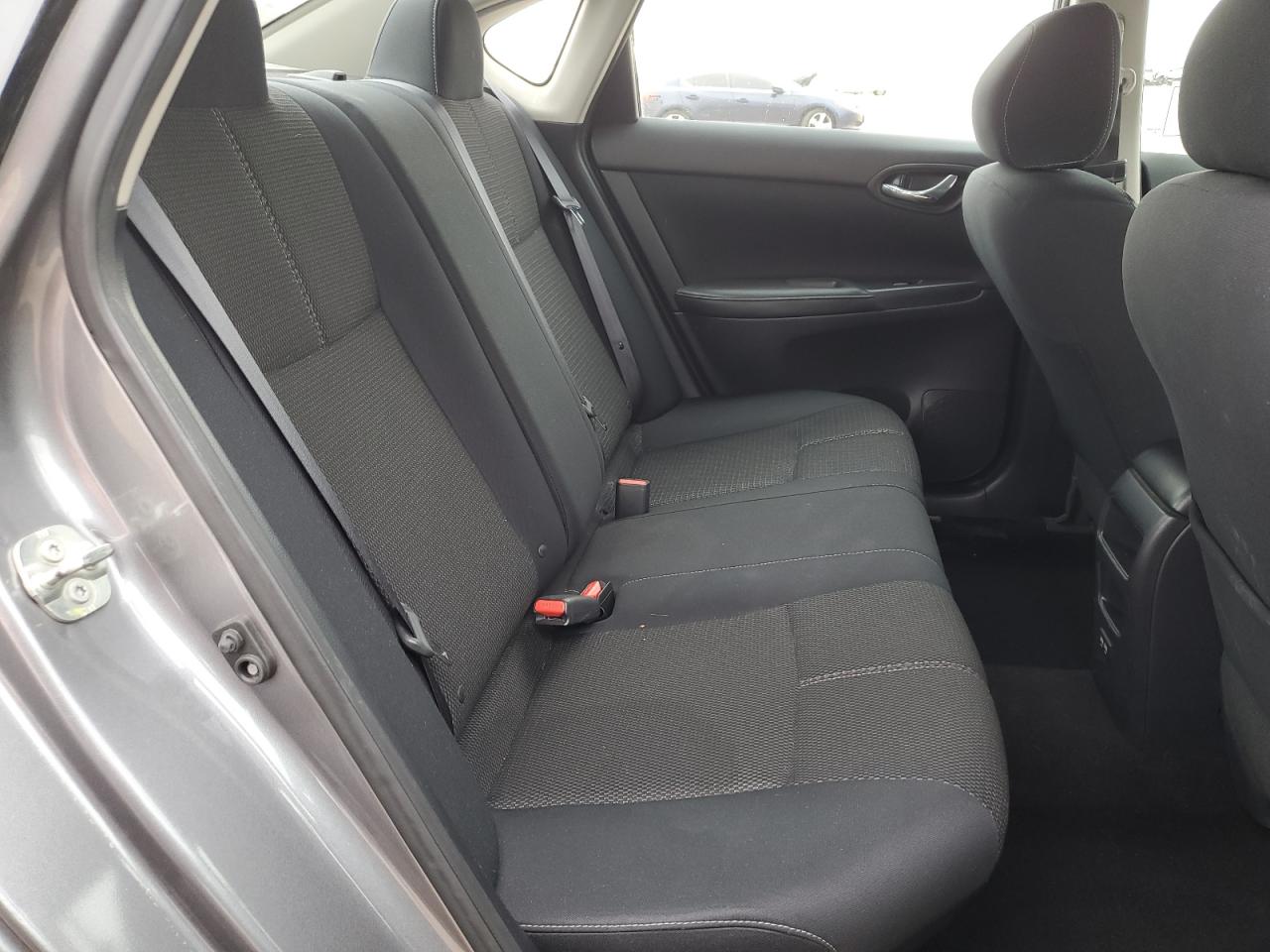 2017 Nissan Sentra - Image 10