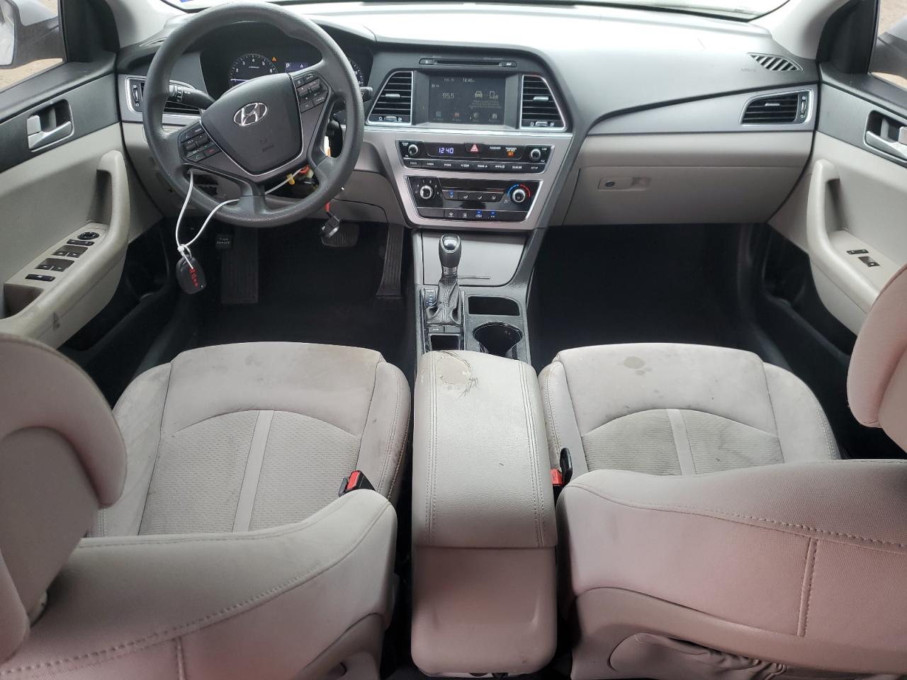 2016 Hyundai Sonata - Image 8