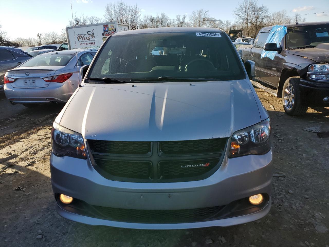 2016 Dodge Caravan - Image 5