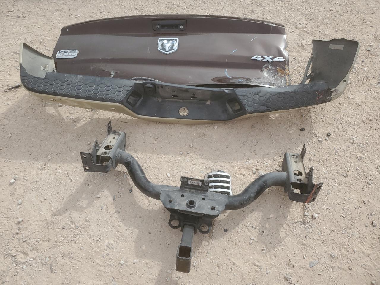 2014 RAM 1500 - Image 12