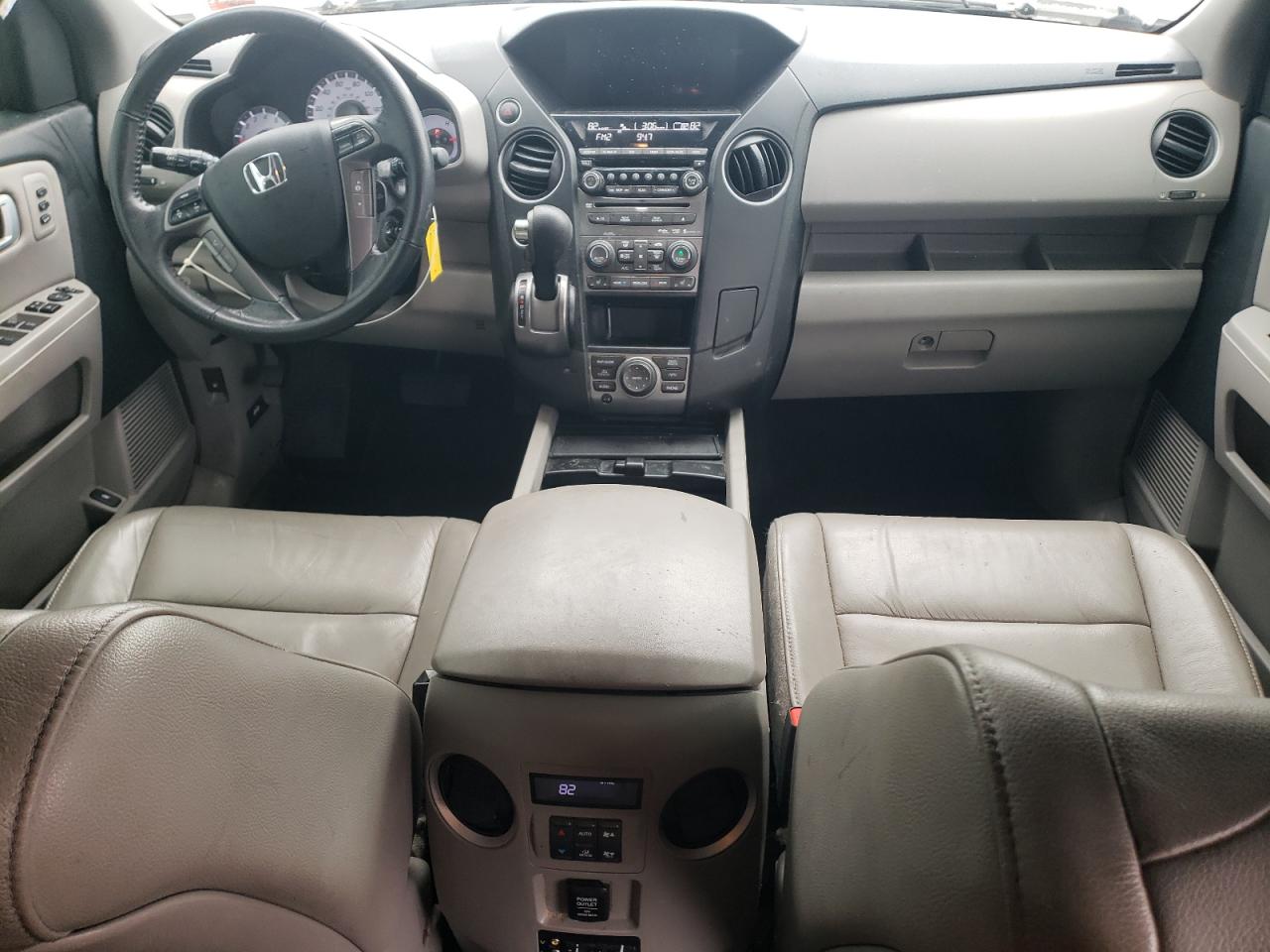 2014 Honda Pilot - Image 8