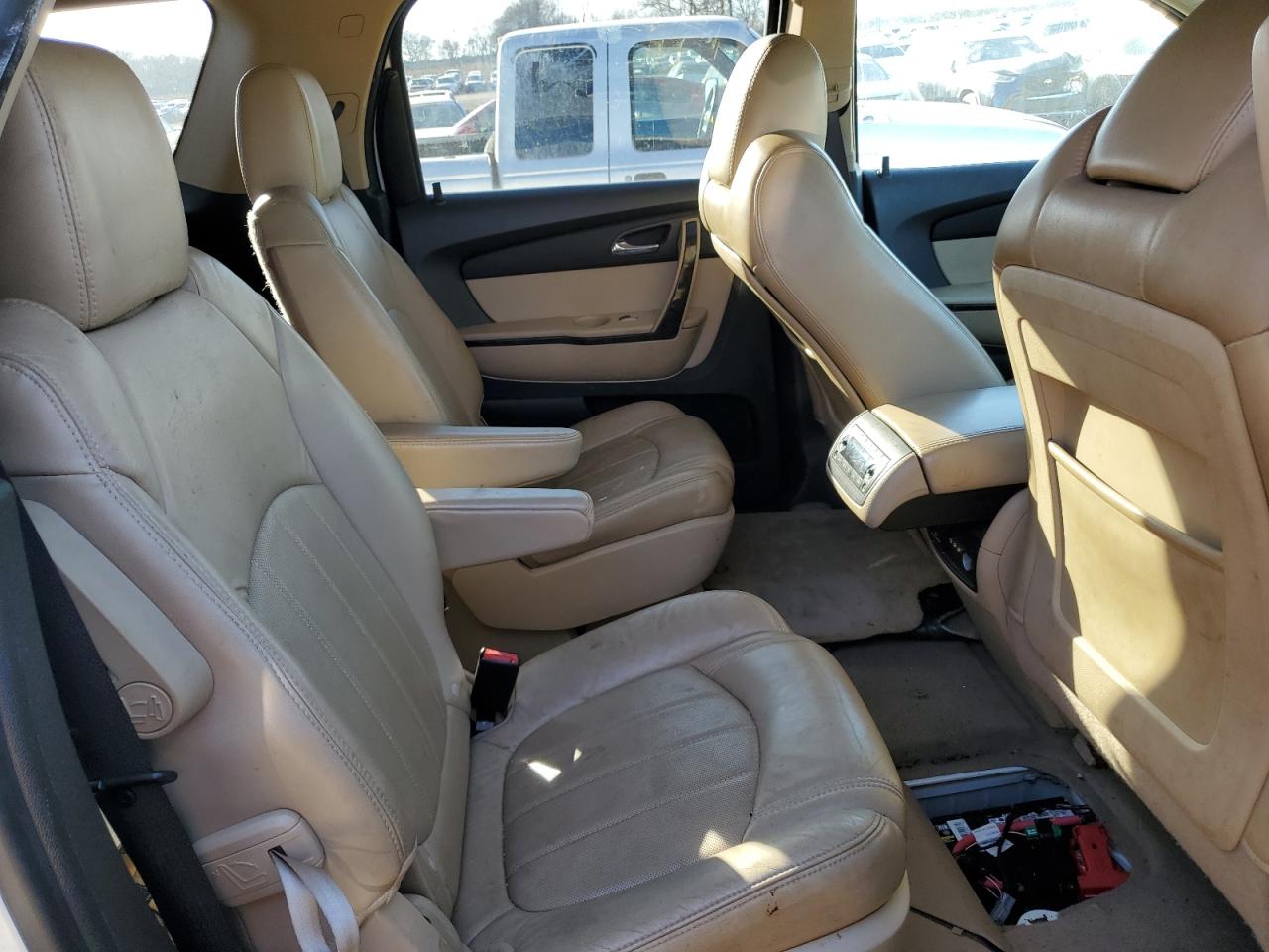 2012 GMC Acadia - Image 11