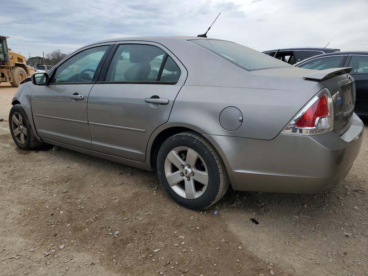 2009 Ford Fusion - Image 2