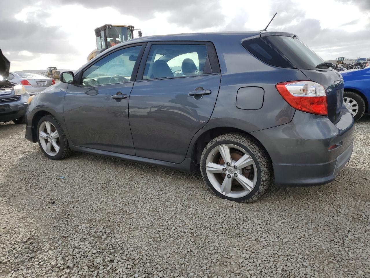 2009 Toyota Matrix - Image 2