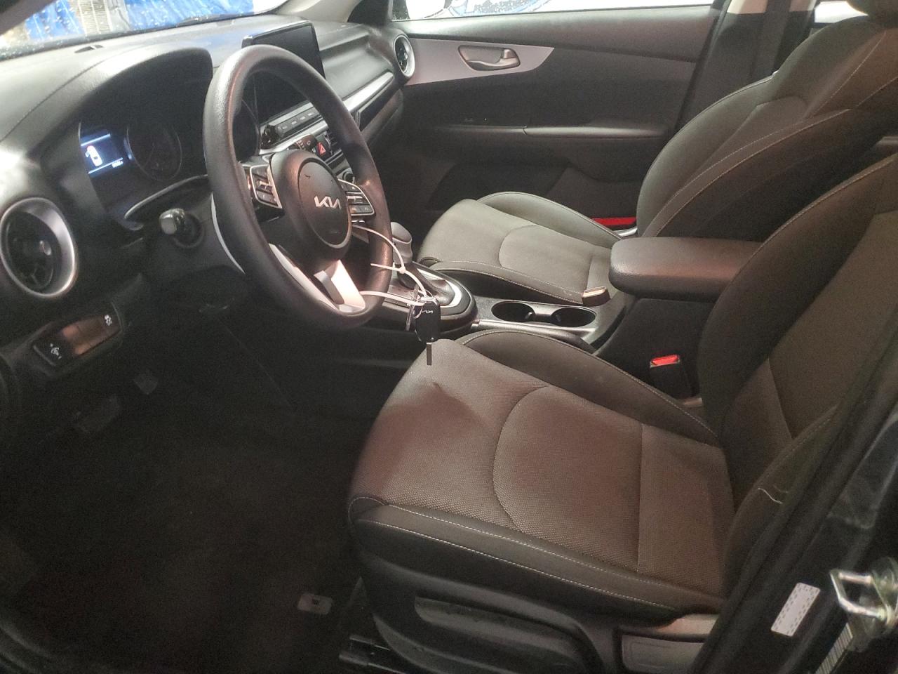 2024 Kia Forte - Image 7