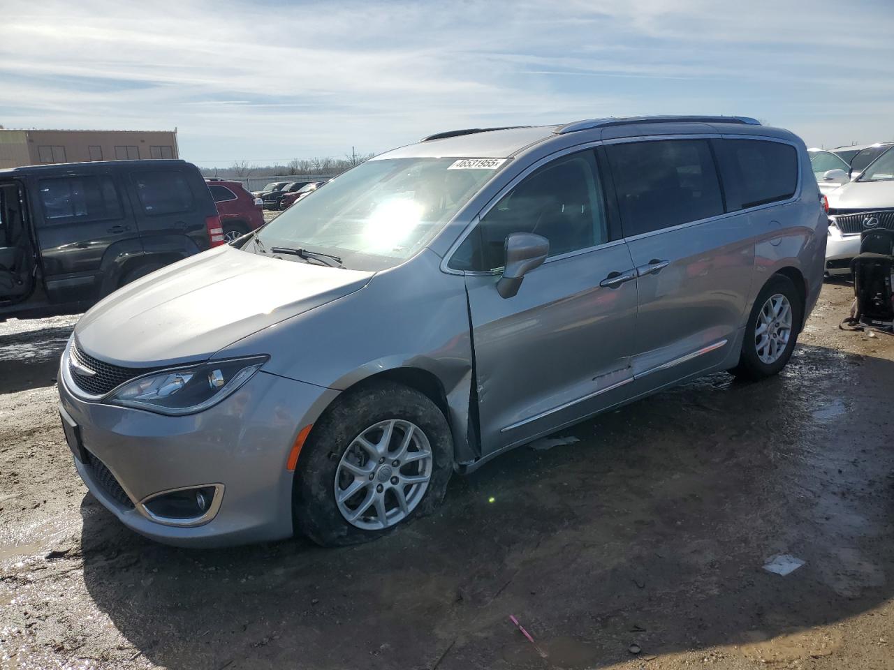 2020 Chrysler Pacifica - Image 1