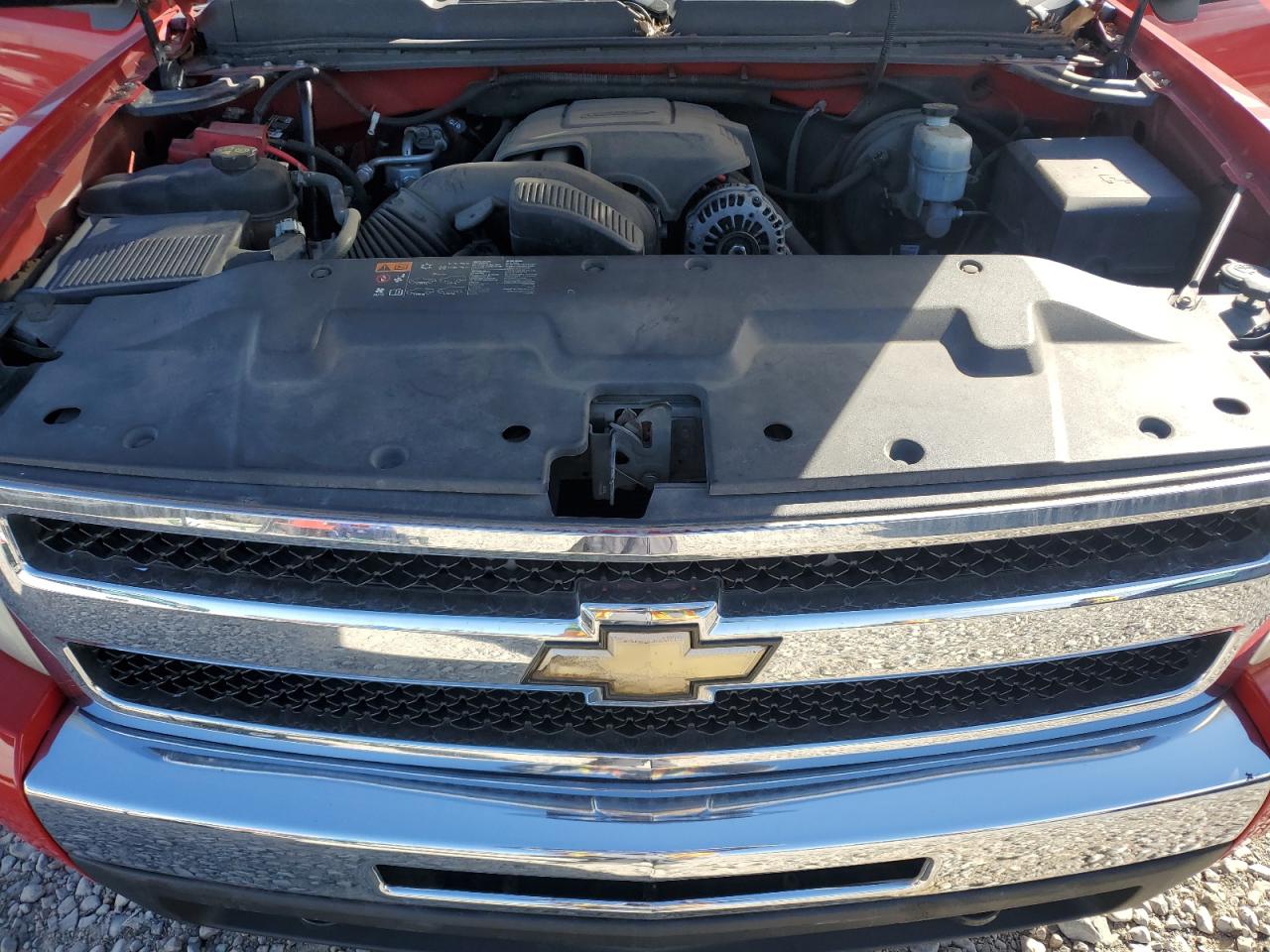 2011 Chevrolet Silverado - Image 13