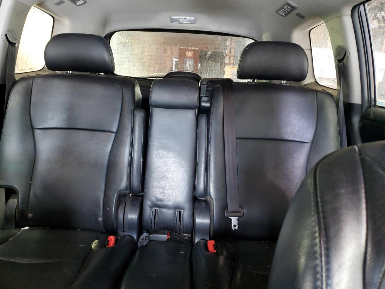 2012 Toyota Highlander - Image 10