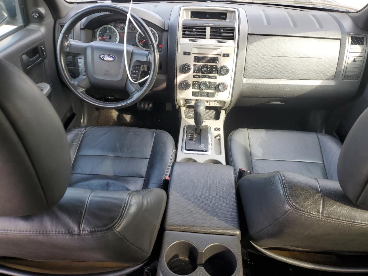 2010 Ford Escape - Image 8