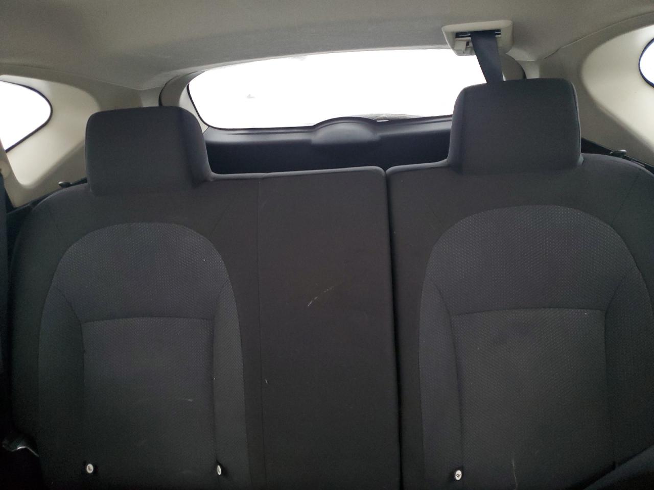 2015 Nissan Rogue - Image 10