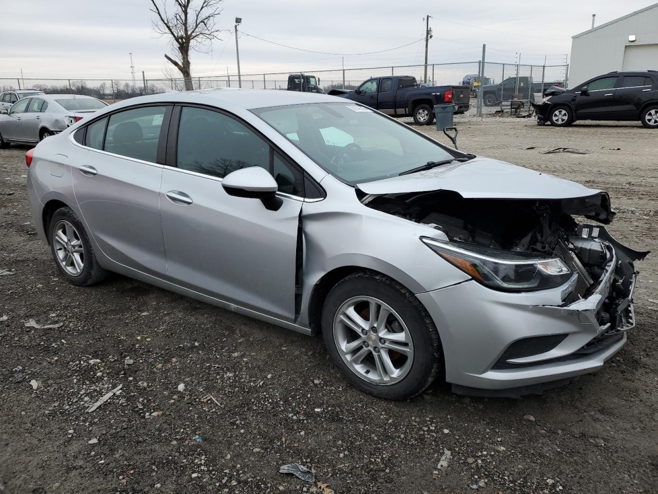 2017 Chevrolet Cruze - Image 4