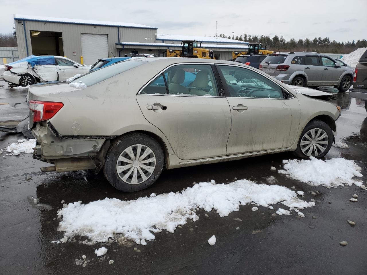 2014 Toyota Camry - Image 3