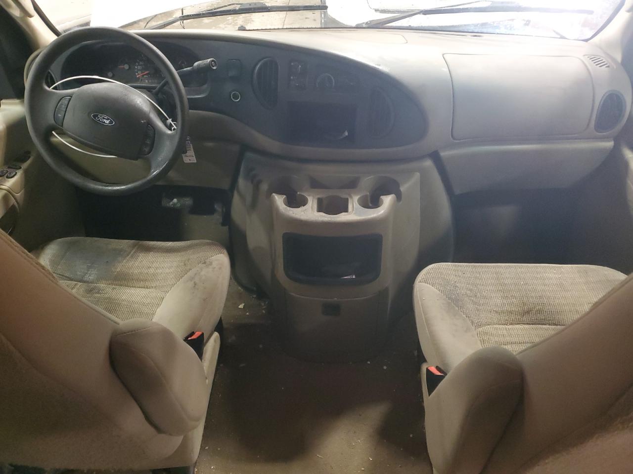 2003 Ford Econoline - Image 8