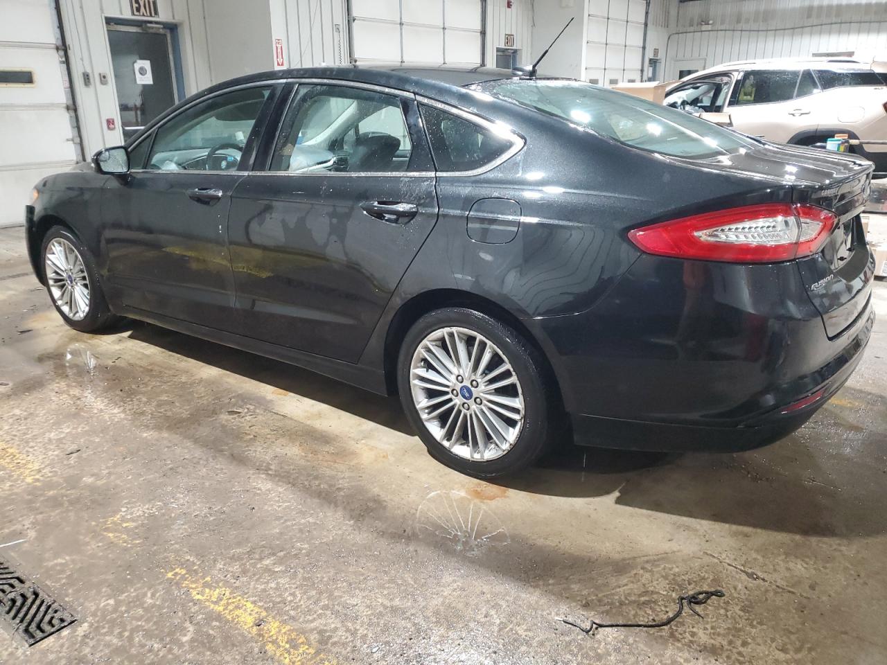 2013 Ford Fusion - Image 2