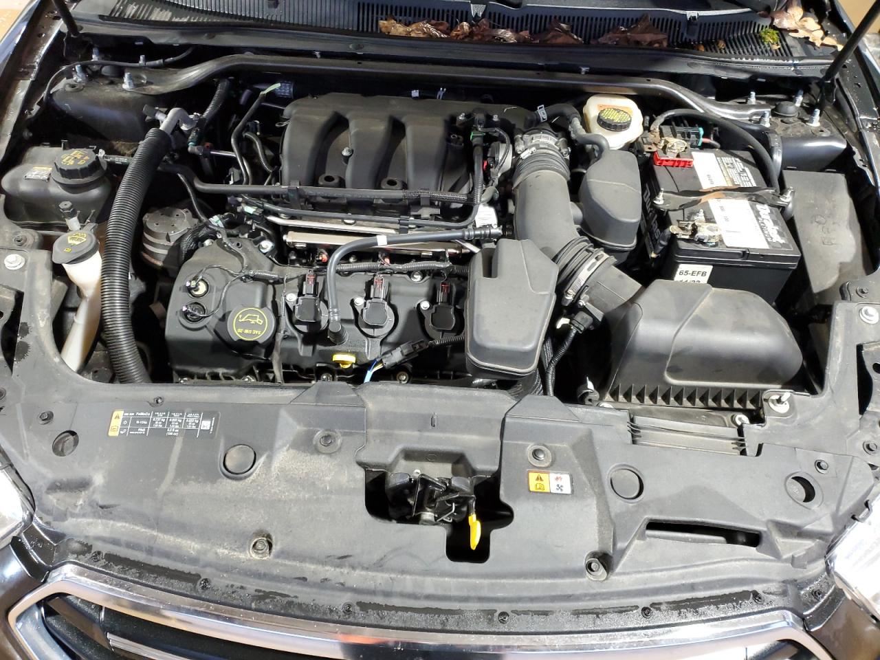 2015 Ford Taurus - Image 11