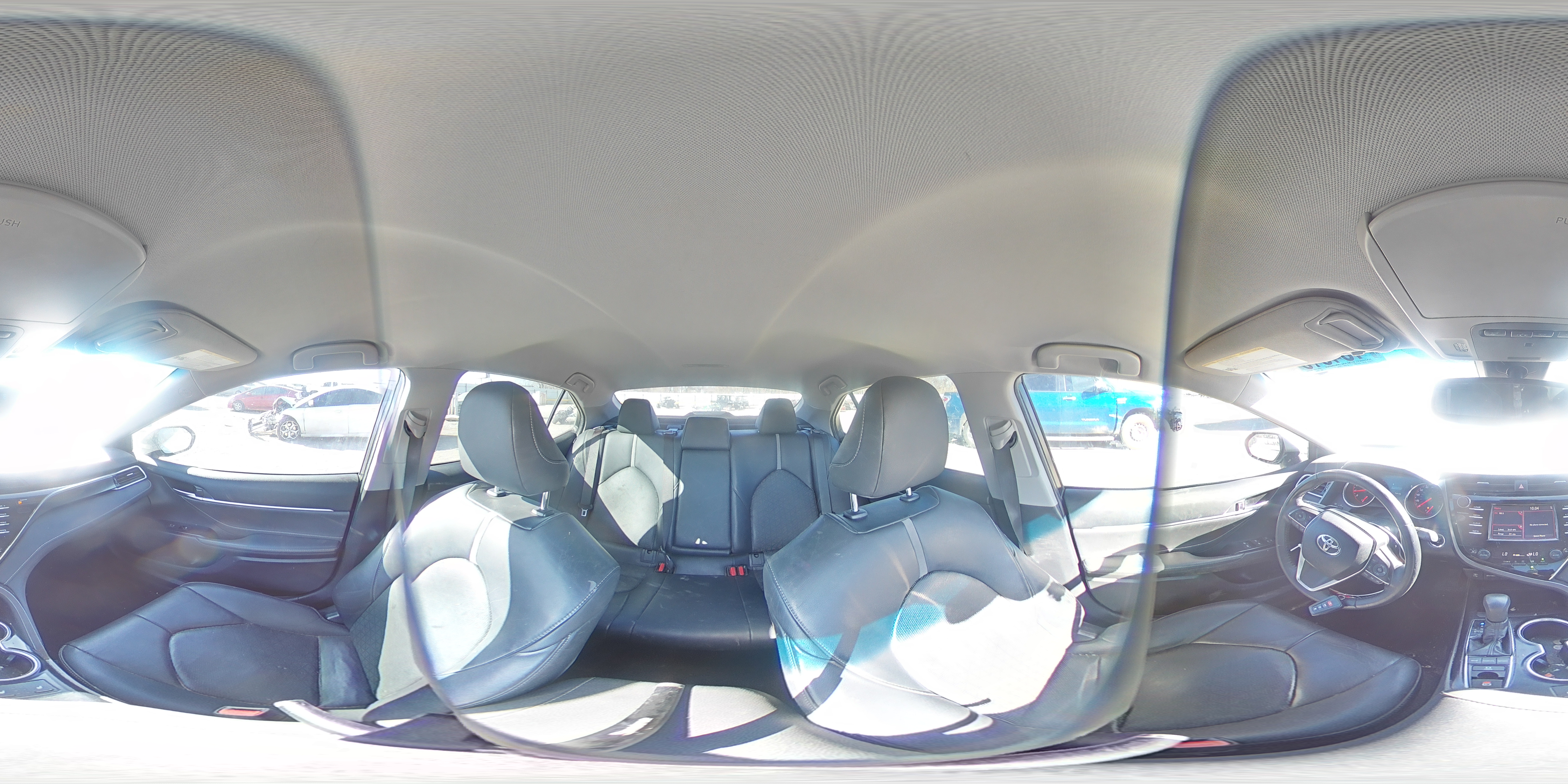 2018 Toyota Camry - Image 13
