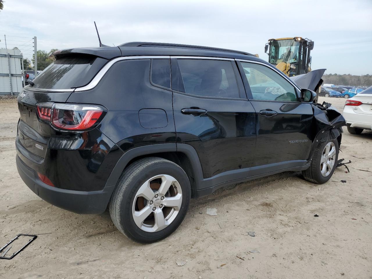 2021 Jeep Compass - Image 3